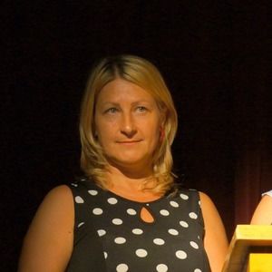 Meet your Posher, Emese